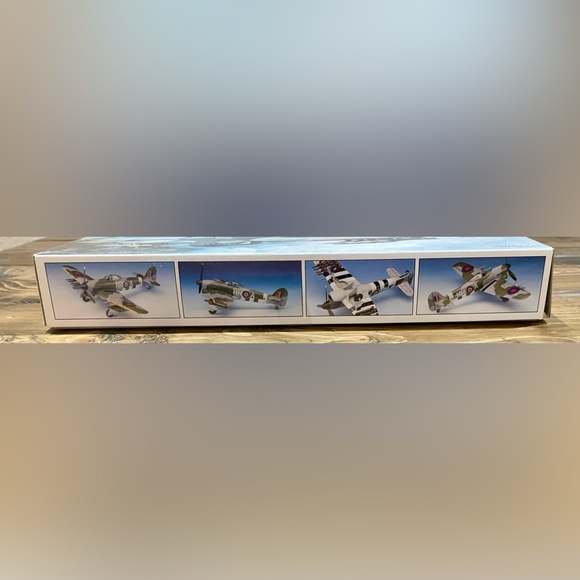 Academy Hawker Plastic Model Kit - Picture 2 of 5